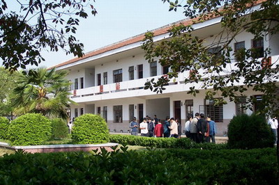 宣城中学校园一角_宣城中学