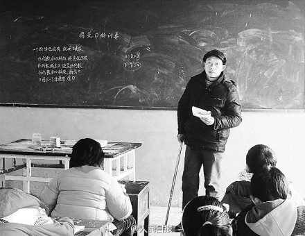 汉川最美拐杖教师:孙伟,坚守村小37载_小学资