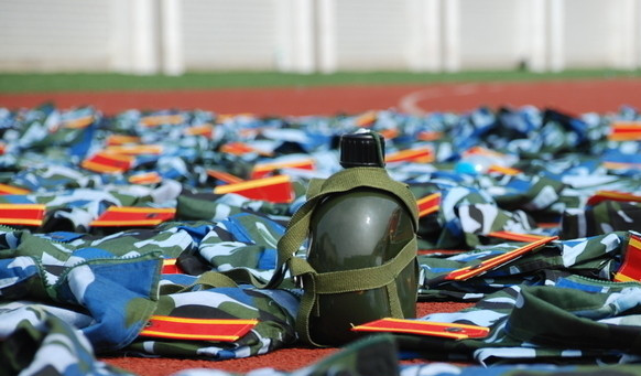 最新2015高中新生军训总结报告汇编_军训思想