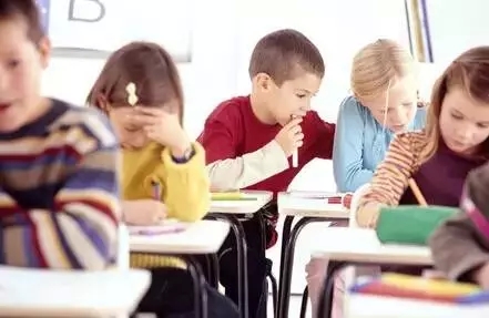 家长陪读的正确做法 家长陪读的正确做法